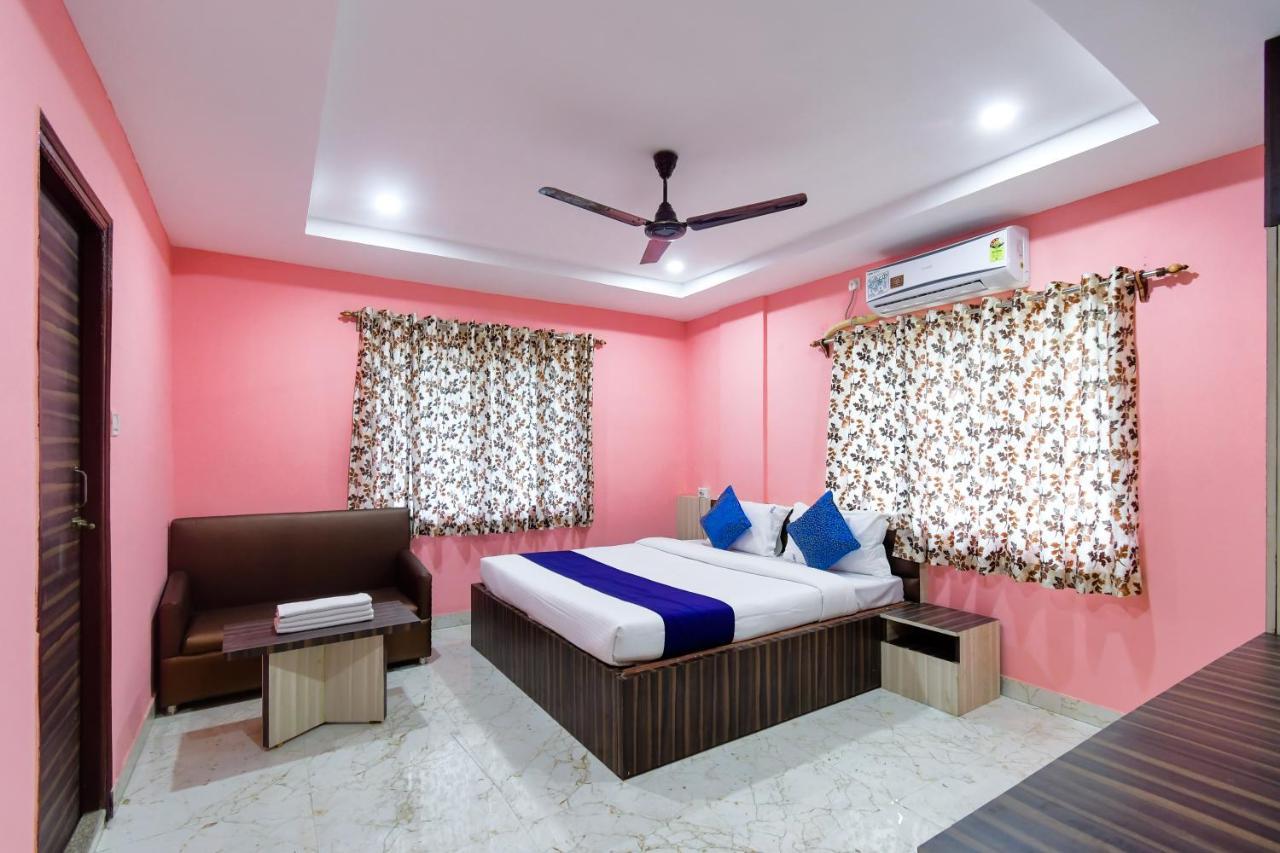 Hotel Blue Abedin Kolkata Exterior photo