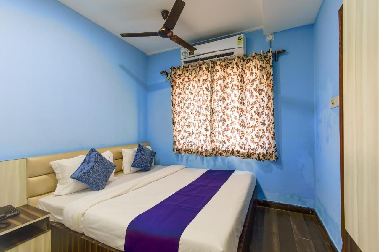 Hotel Blue Abedin Kolkata Exterior photo