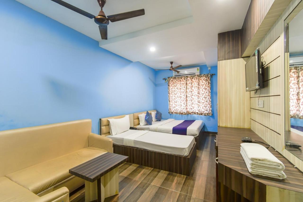 Hotel Blue Abedin Kolkata Exterior photo