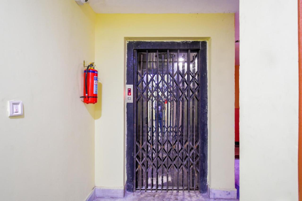 Hotel Blue Abedin Kolkata Exterior photo